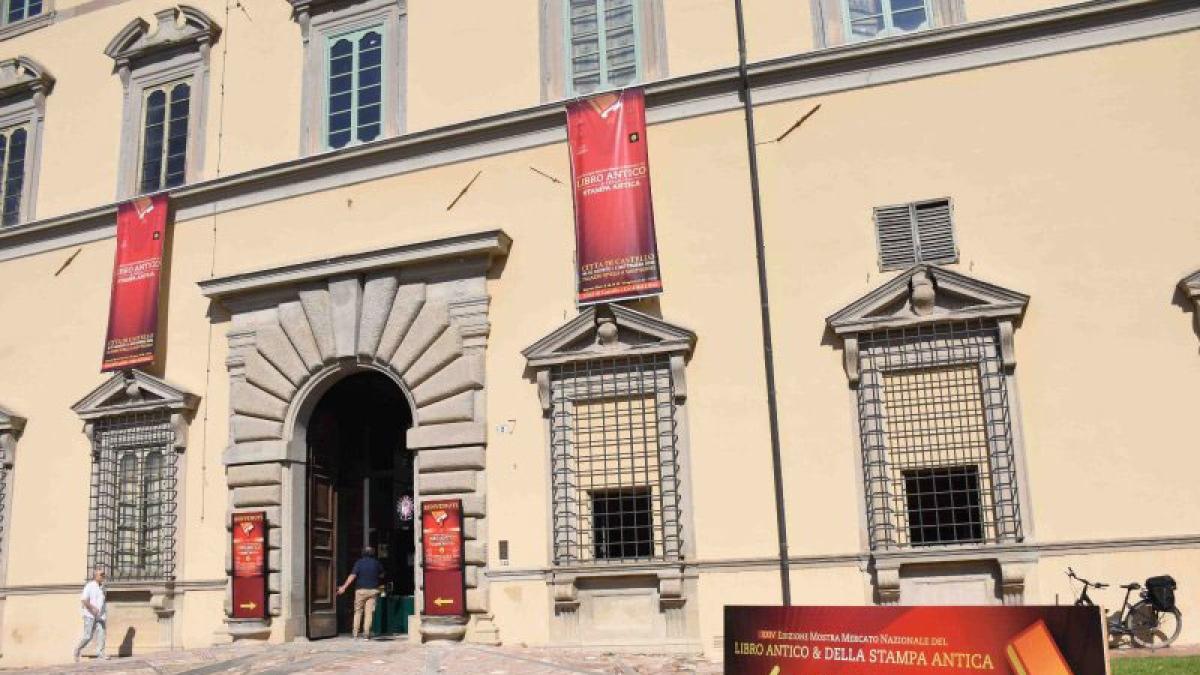 Città di Castello, nella Mostra del libro antico spazio a Cagliostro e alla «preview» degli 80 anni della Costituzione