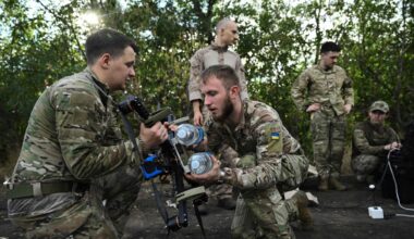 Ucraina - Russia, le notizie sul conflitto in diretta | Trump: mi piacerebbe molto ricevere Putin e Xi Jinping nel 2026. Zelensky al leader russo: «Venga lui a Kiev»