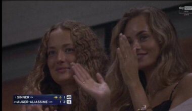 Sinner, Laila Hasanovic in tribuna contro Auger Aliassime