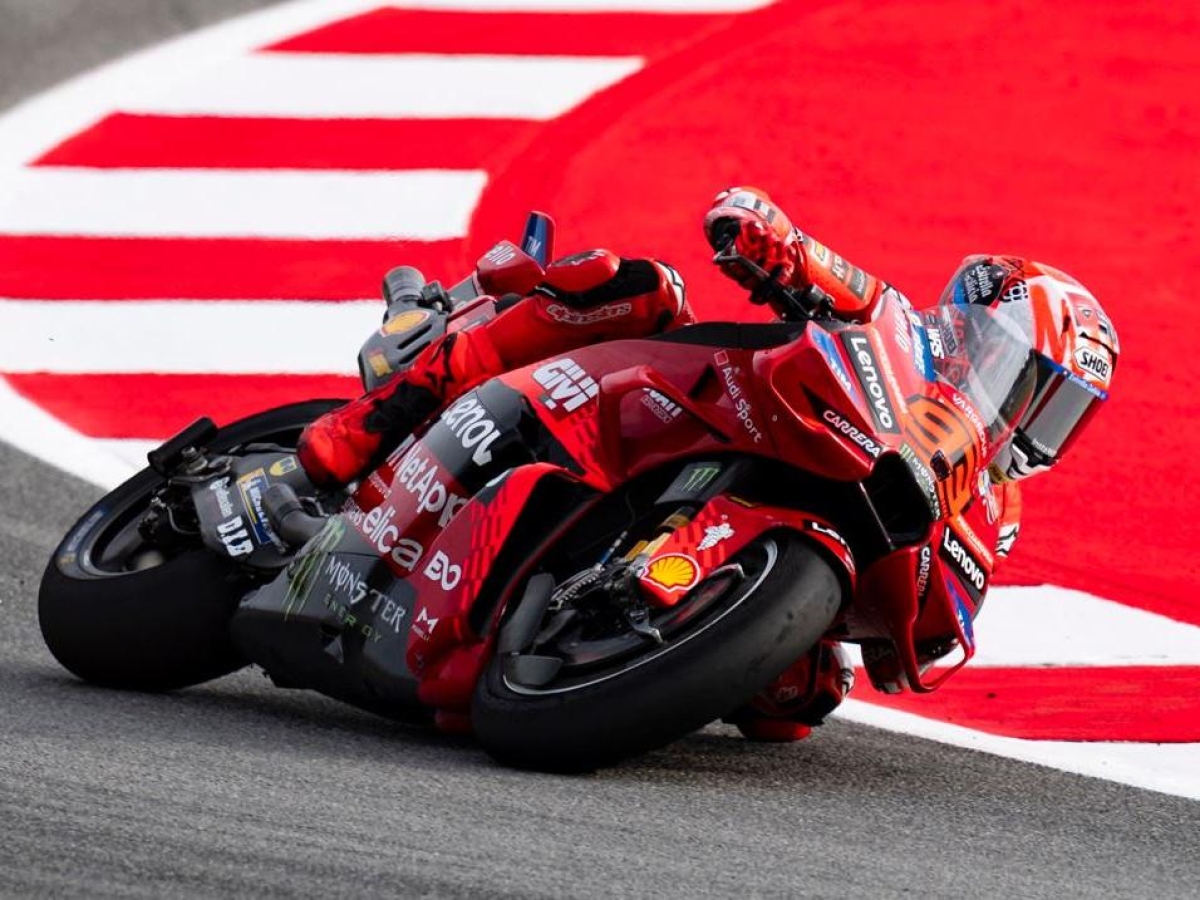 MotoGp di Catalogna la gara di Barcellona, il risultato: Alex Marquez vince dopo una lunga battaglia col fratello Marc Bastianini è terzo