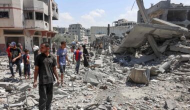 Israele-Hamas, la guerra a Gaza in diretta | Attacco a Gerusalemme, 4 morti e 7 feriti (uno grave). Trump: «Accordo vicino». Sanchez: «Nuove sanzioni contro Israele»