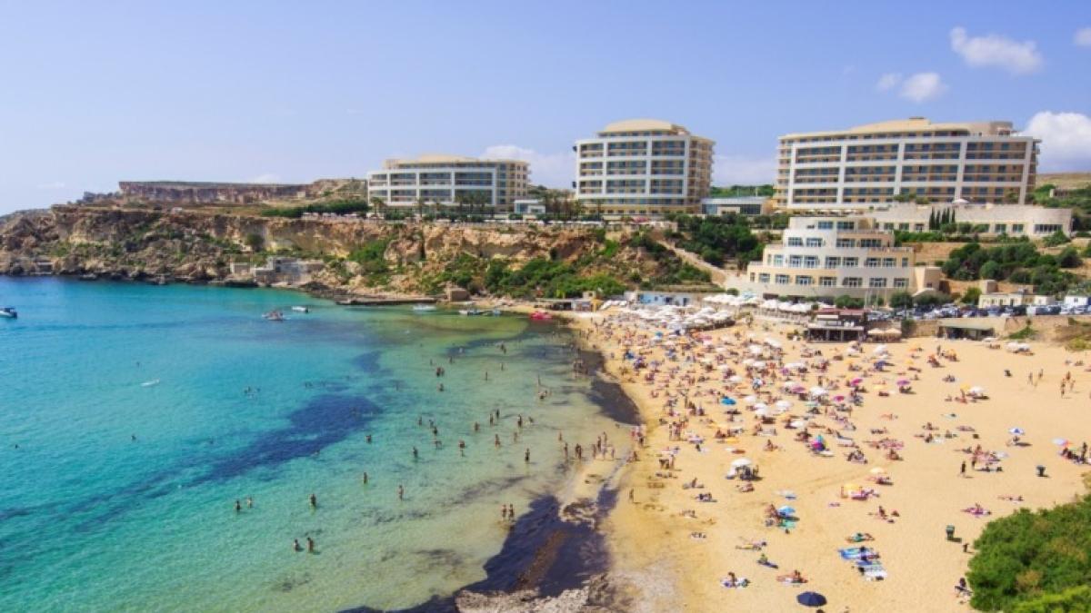 Malta, stupro di gruppo su ragazza di 19 anni: indagati cinque studenti italiani