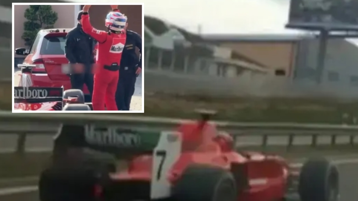 Arrestato il «pilota fantasma» che da sei anni sfrecciava su una Ferrari F1 finta: cosa rischia