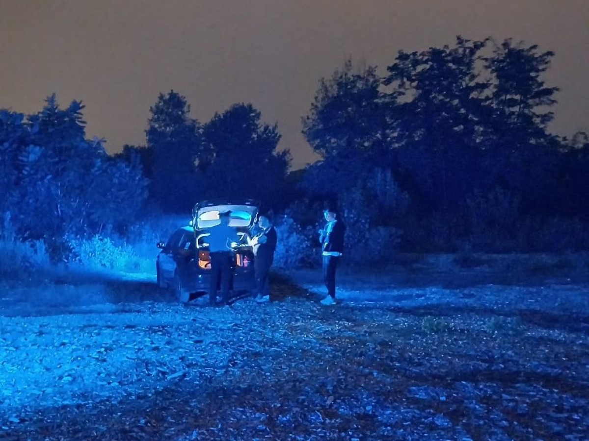 Treviolo, 39enne ingoia cocaina per sfuggire al posto di blocco e muore sulla riva del Brembo