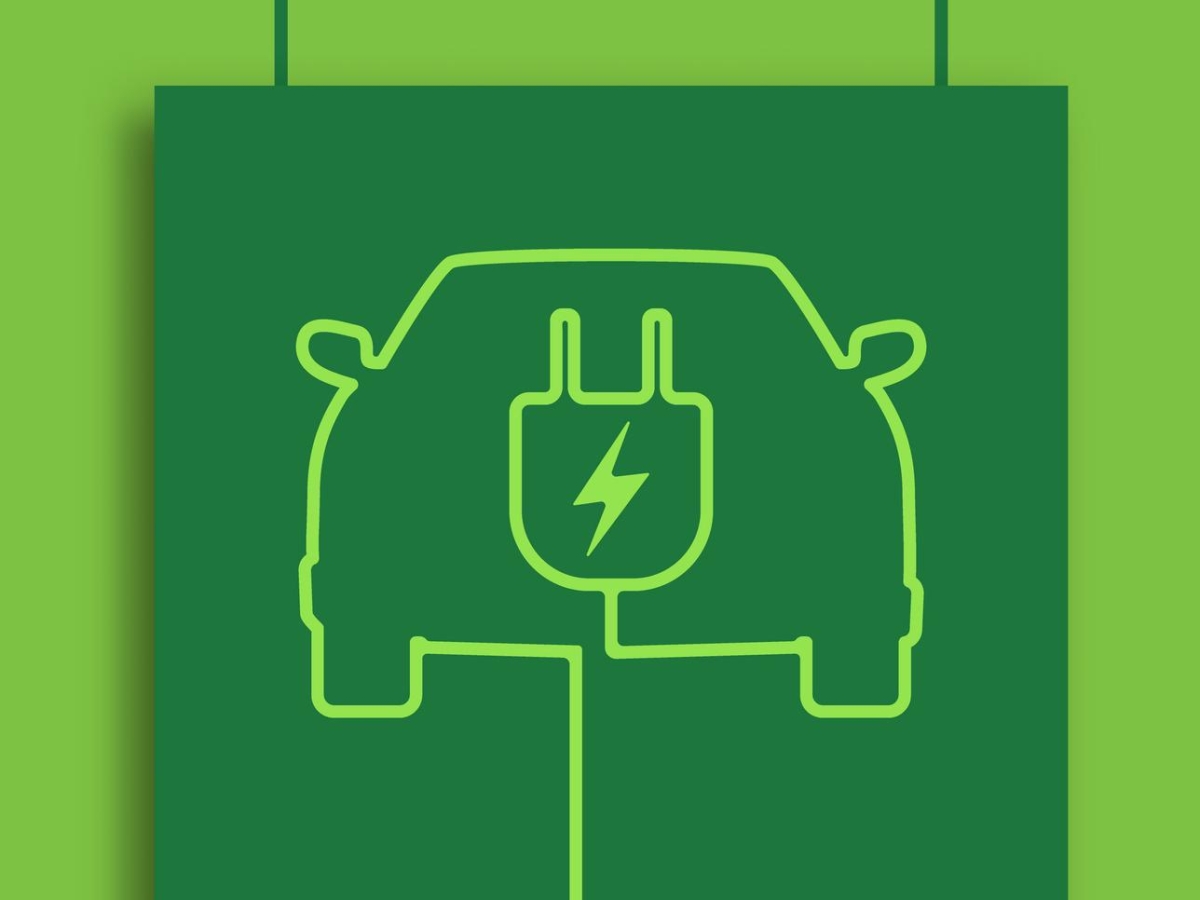 Auto elettrica o benzina: accelerare, frenare o sterzare? Tutti i dilemmi dell’Europa, cosa c’è che non va