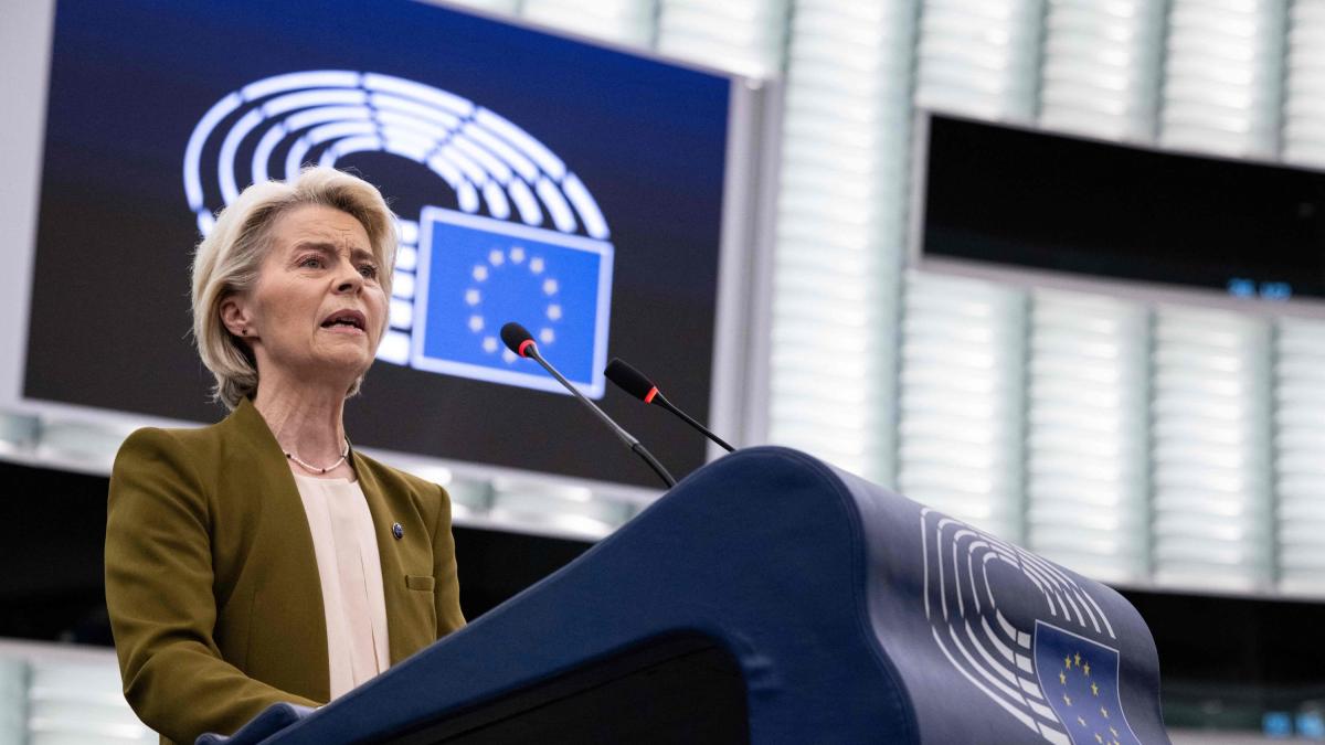 Stop auto a benzina 2035 Europa: von der Leyen, "Futuro elettrico"