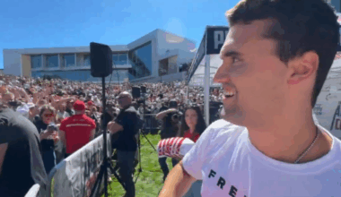 Spari contro Charlie Kirk, l'attivista di destra colpito da un proiettile in un campus dello Utah. Trump: «Dobbiamo pregare per lui»