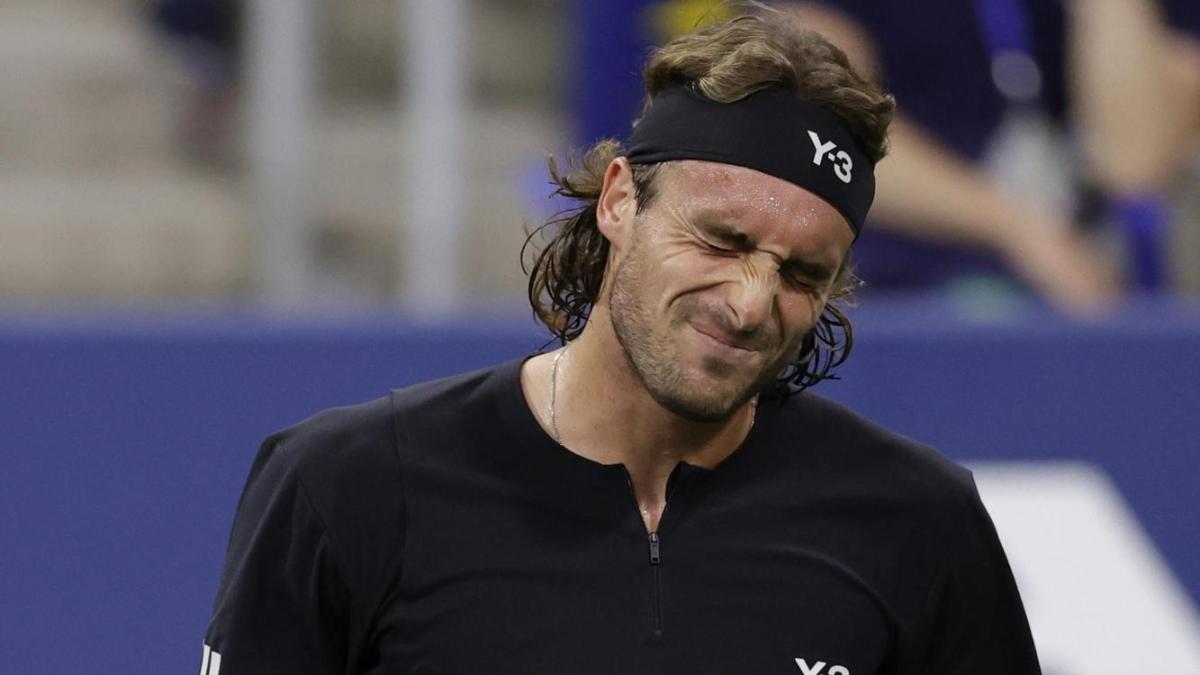 Tsitsipas e la dipendenza da social: "Devo disintossicarmi"