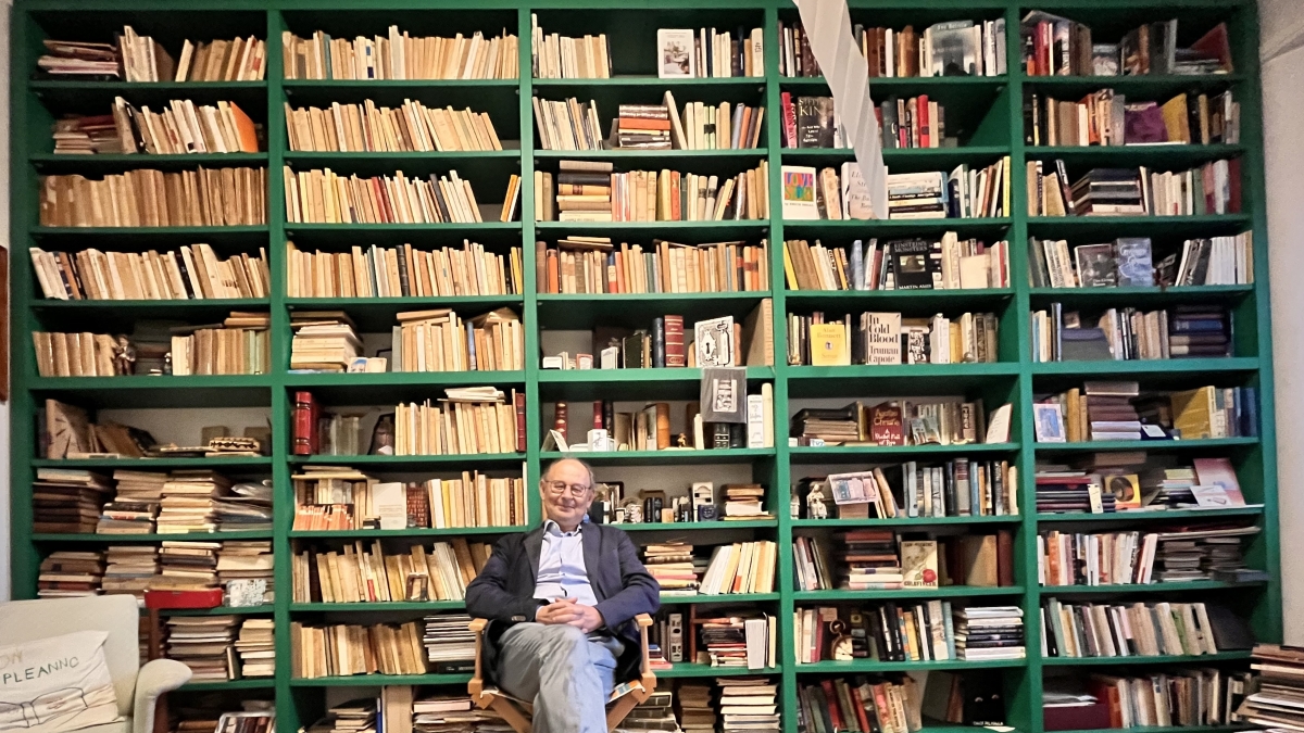 Andrea Kerbaker: «Ho trentamila libri. Feci lezioni d'italiano a McCartney dieci minuti prima del concerto»