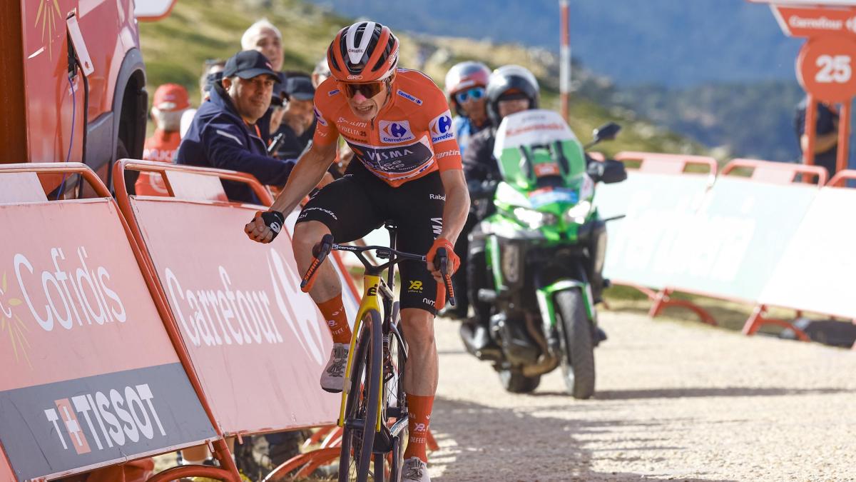 Ciclismo, Vingegaard vince sulla Bola del Mundo e si prende la Vuelta