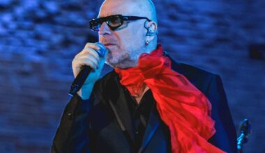 Mario Biondi: «I miei dieci figli? Una famiglia bella ma impegnativa. Sui social mi sfottono? Ci vedo dell'ignoranza. E ho sofferto molto quando non ho potuto vedere la settima»