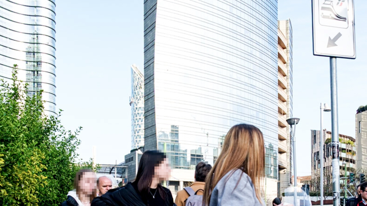 Vita fragile delle garibaldine, le ragazze dei maranza tra spray al peperoncino, libertà sessuale e orsacchiotto nel letto: «Matte, tristi, cattive»
