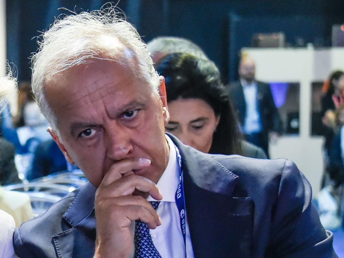 L’allarme di Piantedosi: possono esserci rischi di emulazione dell'omicidio di Kirk. L'ipotesi di rafforzare le scorte dei politici