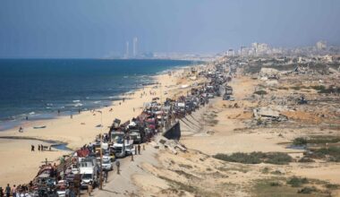 Israele-Hamas, la guerra a Gaza in diretta | Centinaia di tank pronti all'invasione di Gaza City. Egitto e Turchia: il popolo palestinese ha diritto di creare uno Stato indipendente