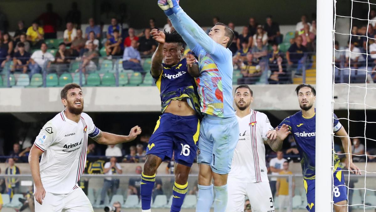 Verona-Cremonese, le pagelle: Audero show, 8. Giovane 7, se vedesse anche la porta... - La Gazzetta dello Sport