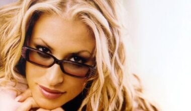 Anastacia compie 57 anni: perché si chiama così, la malattia, i suoi amori, 7 segreti