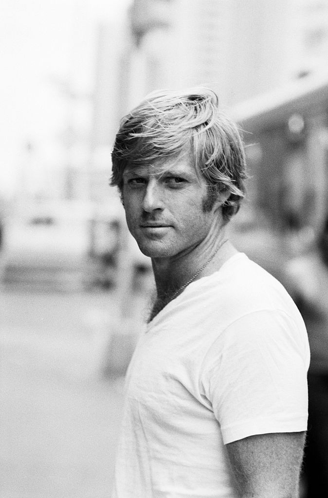 Robert Redford, i look indimenticabili: dal caban blu doppiopetto al maglione a collo alto
