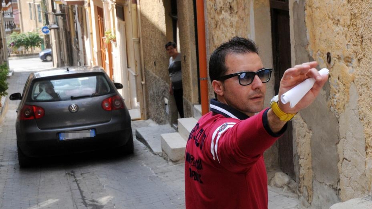 Il figlio di Totò Riina: «Mio padre uomo che ha combattuto il sistema». E viene applaudito