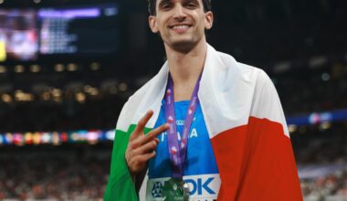 Andrea Dallavalle si inchina a Pichardo, ma lui si gira. A sostenerlo c'è Berrettini: «Ecco cosa mi ha detto»