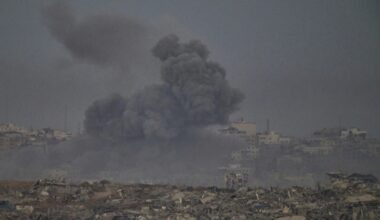 Israele-Hamas, la guerra a Gaza in diretta | Regno Unito, Australia e Canada riconoscono lo Stato di Palestina. Dura replica di Israele: «Così si minano le possibilità della pace»