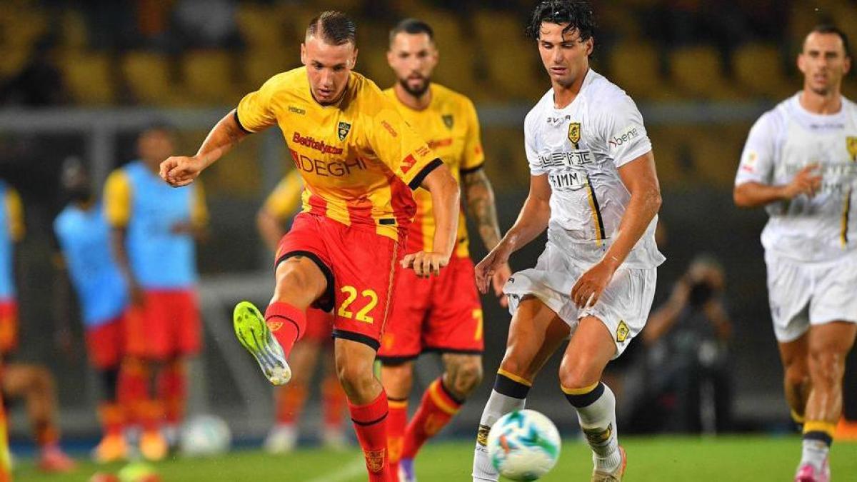 Camarda ritrova il Milan in Coppa Italia: i suoi primi mesi a Lecce