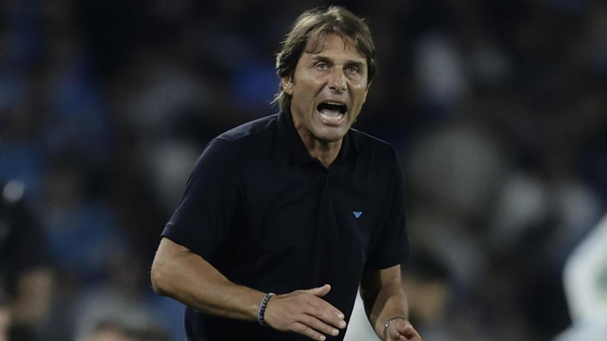 Conte e il mercato del Napoli. Non è davvero insoddisfatto, ma è un fine stratega