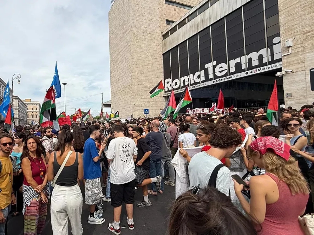 Gaza, Usb: «Nuovo sciopero senza preavviso». Salvini: «Irresponsabili». Gli studenti: «Facoltà bloccate»