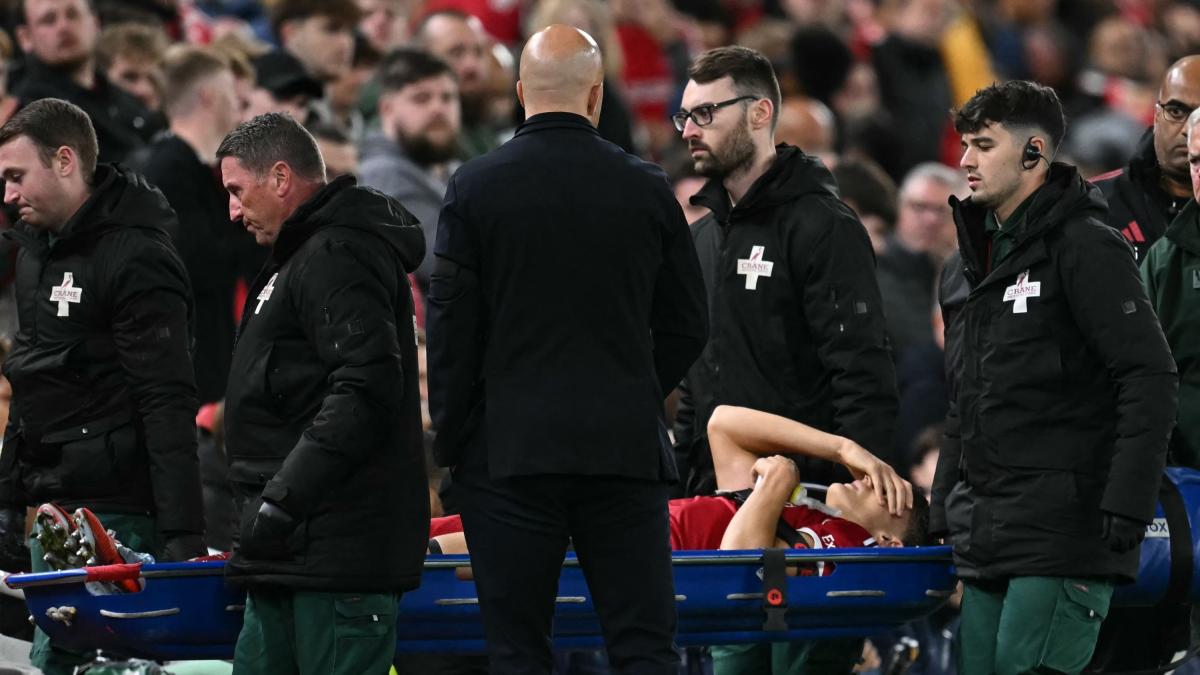 Leoni infortunio con il Liverpool: rottura del legamento crociato