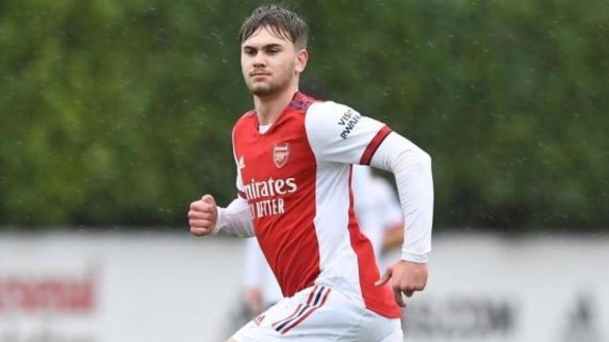 Billy Vigar, ex Arsenal, muore a 21 anni dopo aver sbattuto la testa in partita