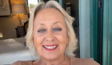 Carolyn Smith e la confessione ai fan: «Dieci anni fa mi dicevano: lei ha un tumore. Oggi sono ancora qui e combatto»