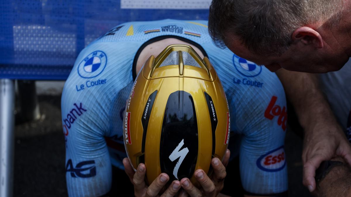 Mondiali ciclismo, Evenepoel e la sella rotta. E quella nuova non va bene