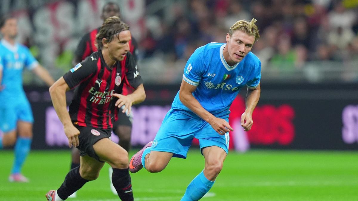 Milan-Napoli, le pagelle: Modric campione di sacrificio, 7,5. McTominay non sfonda: 5,5 - La Gazzetta dello Sport