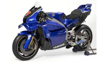 Yamaha svela la nuova M1 V4: rivoluzione in MotoGP