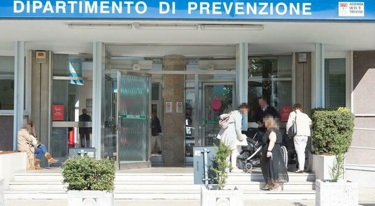 boom della pertosse, balzo della mani-bocca-piedi nei bambini