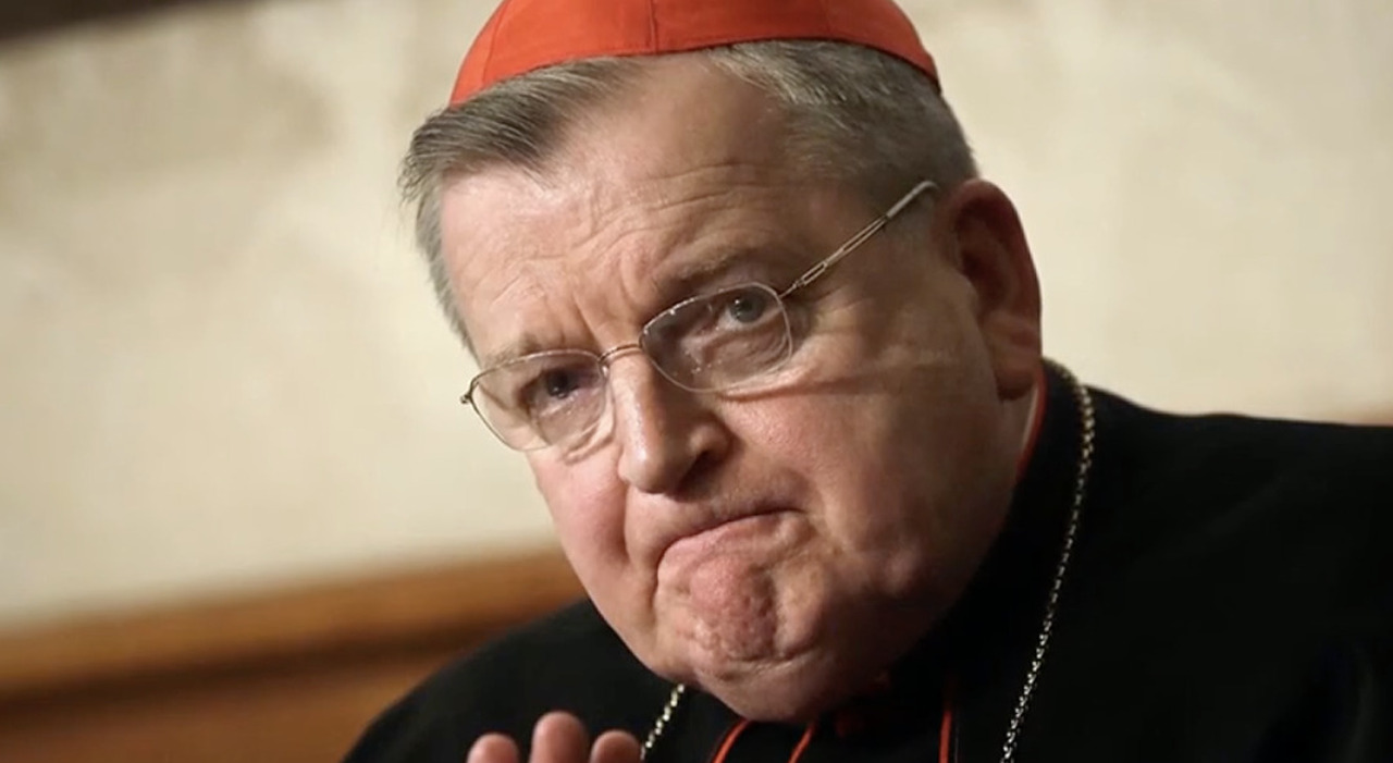 Parroco vieta di pregare in chiesa senza autorizzazione, papa Leone XIV e la guerra intestina sulla messa in latino