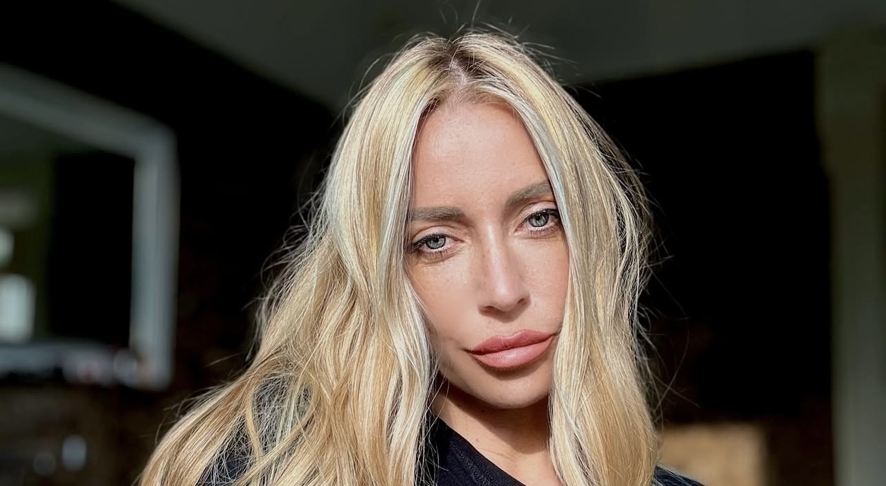 Duro attacco di Karina Cascella contro le influencer che sfilano sul red carpet di Venezia