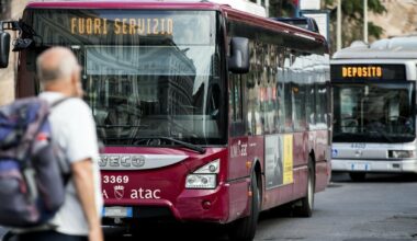 Sciopero 4 e 5 settembre, giovedì stop di 4 ore di bus e metro (a Roma) e treni: orari e fasce di garanzia - Il Messaggero
