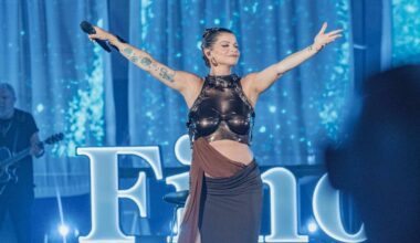 Alessadra Amoroso, pagelle concerto Terme di Caracalla: lei è travolgente (9.5), Serena Brancale energica (8), Annalisa tranquilla (6) - Il Messaggero