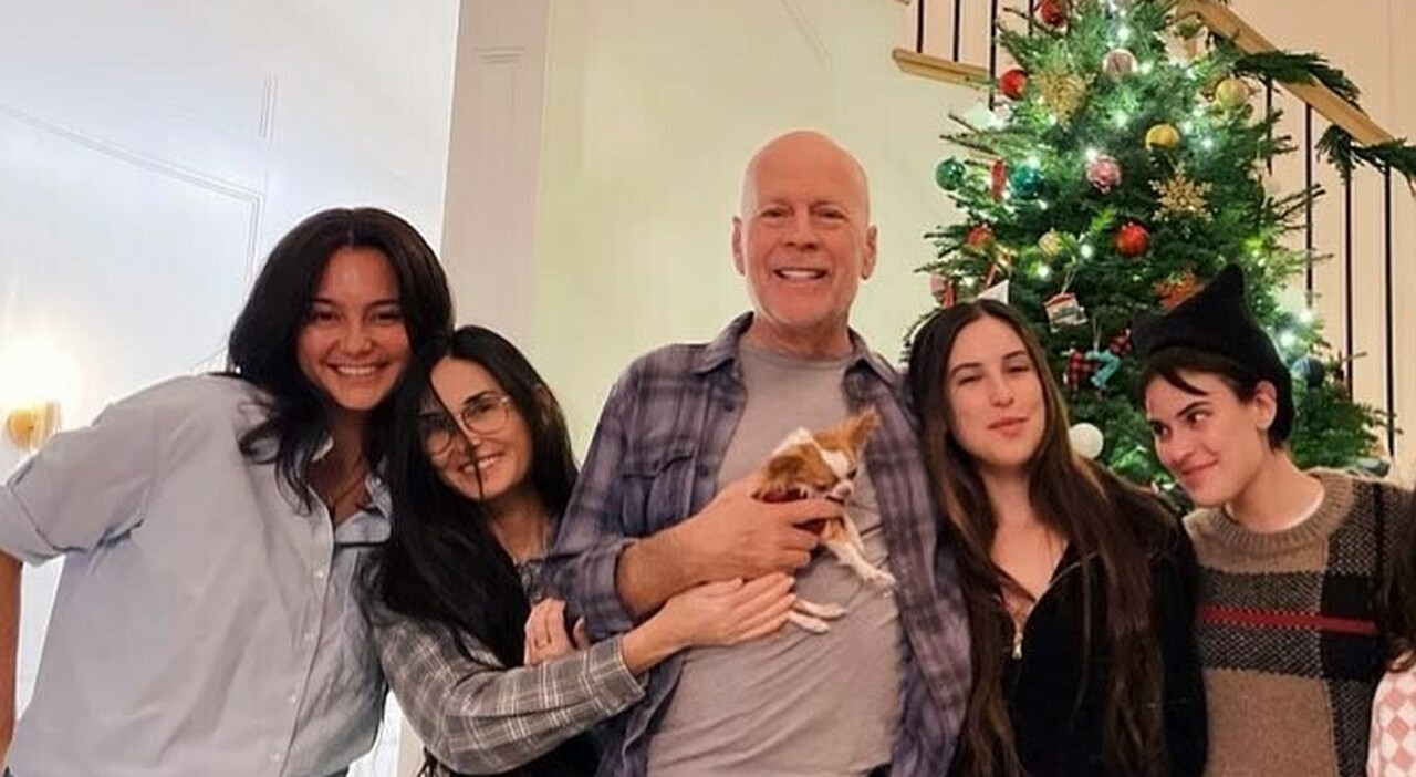 Bruce Willis e la malattia, la moglie Emma Heming: «Sto preparando le nostre figlie alla morte del loro papà» - Il Mattino