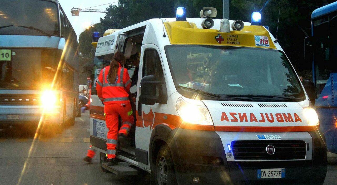trasportata al pronto soccorso in codice rosso, cosa è successo