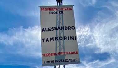 «Offro 20mila euro a chi dimostra che dà ancora i sacramenti». L'ultimo capitolo della faida con Tamborini