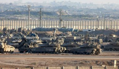 Gaza City, assalto finale di Israele. Katz: «Sta bruciando». La commissione d'inchiesta Onu: «È genocidio»