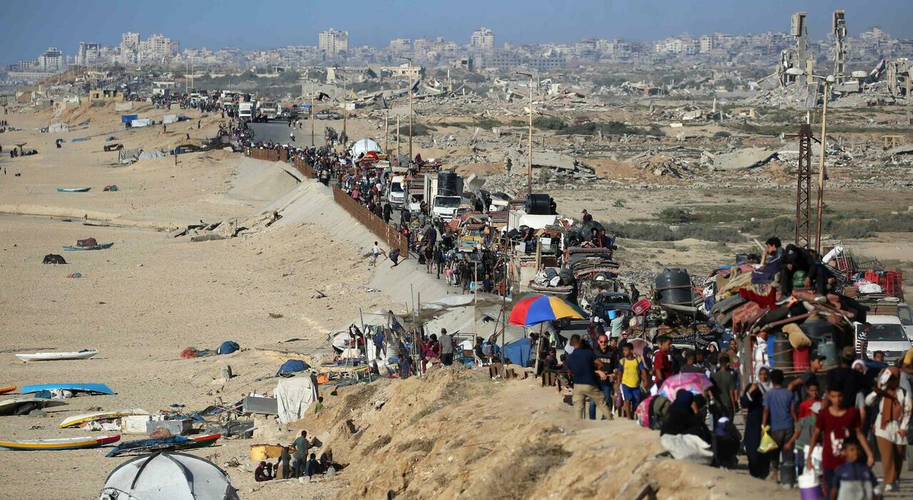 Gaza, ministro israeliano Smotrich: «È una miniera d'oro immobiliare, siamo in trattativa con gli Usa». Medici Senza Frontiere: ucciso nostro operatore