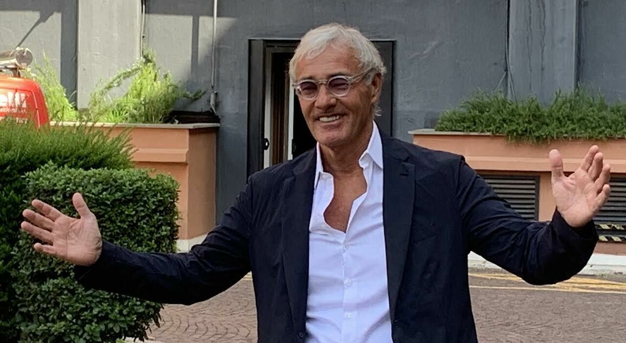 « La tv serve ancora, ma bisogna saperla usare. Non mollo mai». Nella prima puntata Santoro e Vannacci
