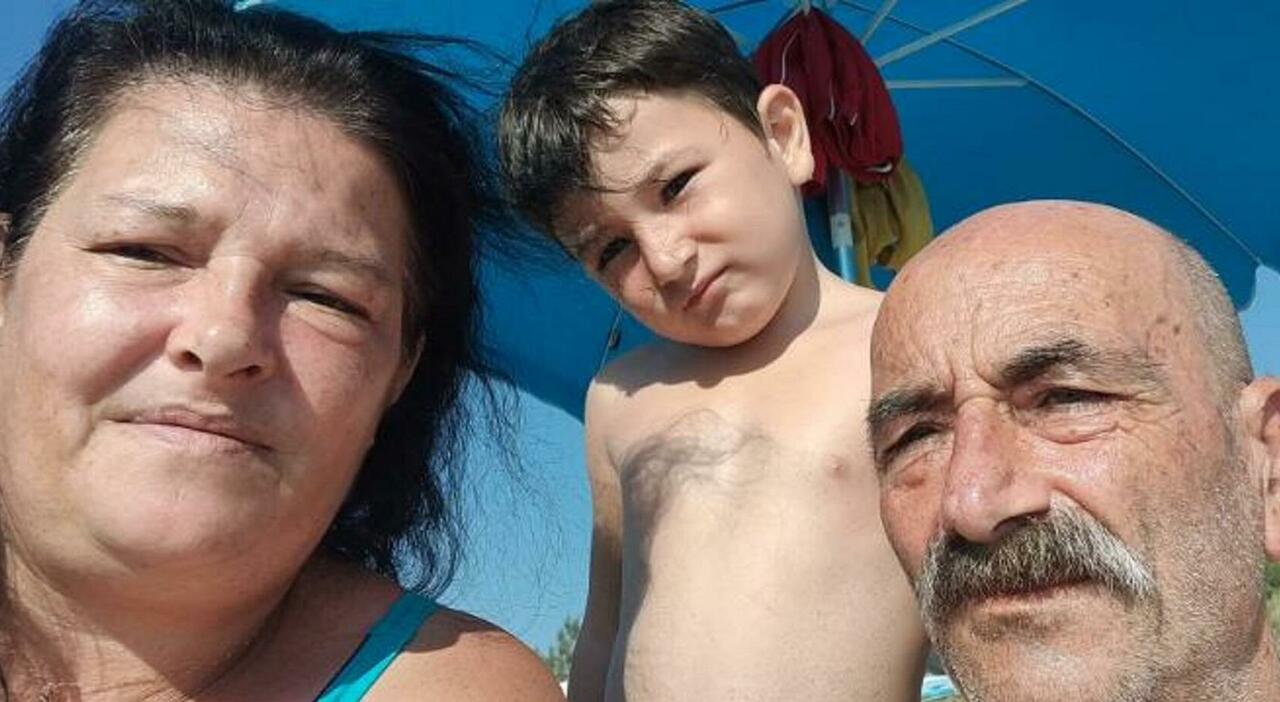 «È attaccato alle macchine ma il mio bambino è ancora bello. Ho già perso mio marito. Carcere per il colpevole»