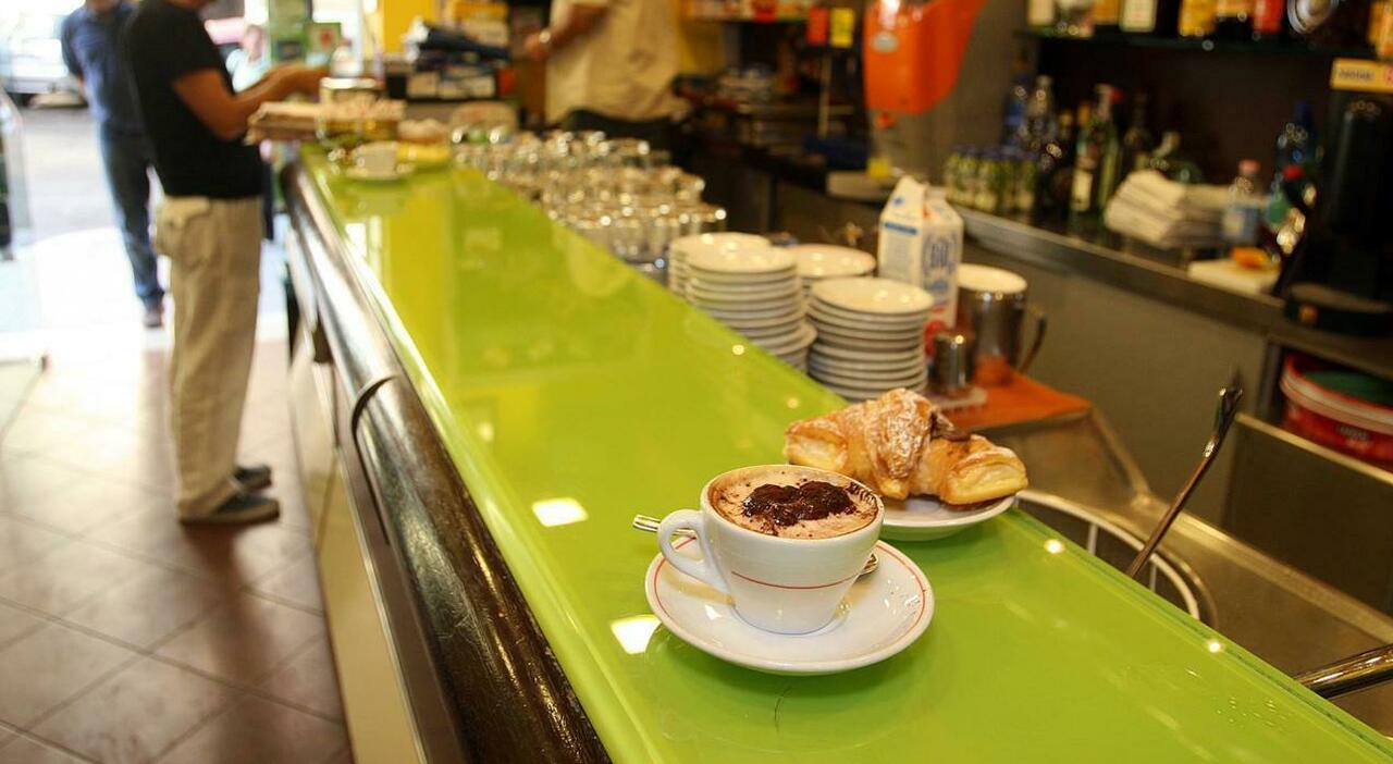 Bimbo di 9 anni passa le giornate da solo in un bar di Monza. «Chiedeva di bere e mangiare»: la mamma rintracciata a Roma - Il Gazzettino
