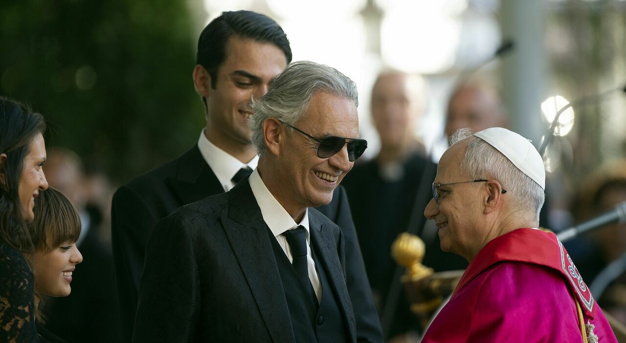 Andrea Bocelli compie 66 anni: la pallonata che segnò il suo destino, tradimenti, eredità, segreti di famiglia. La verità dietro il mito - Il Gazzettino