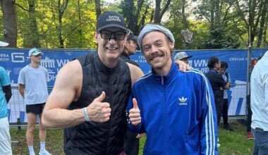si finge Sted Sarandos e corre la maratona di Berlino in meno di 3 ore