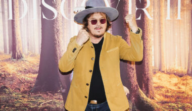 Zucchero compie 70 anni. Successo e flop di Sanremo, i debiti, la lite con Aretha Franklin e la depressione dopo il divorzio: «La mia ex... - Leggo.it