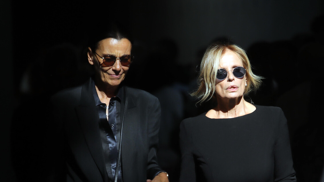 In 16mila alla camera ardente per Armani, i funerali a Rivalta e poi la nuova era - Notizie